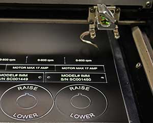 machine that makes plastic electrical panel labels
